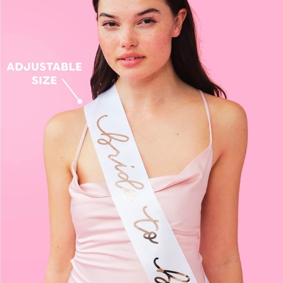 Bride to Be Sash! - Picture 4 of 7